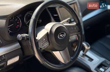 Универсал Subaru Outback 2011 в 