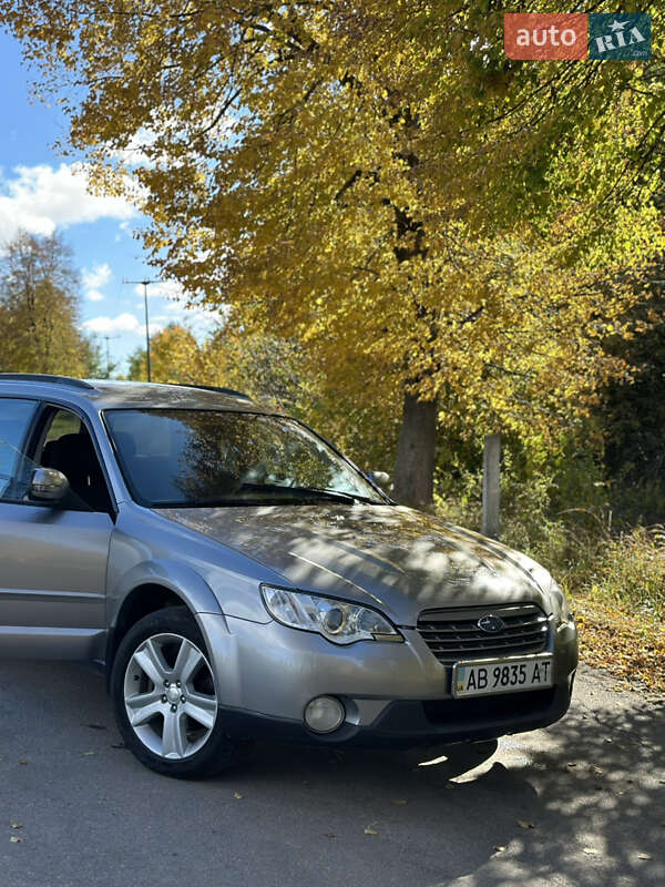 Универсал Subaru Outback 2008 в Баре