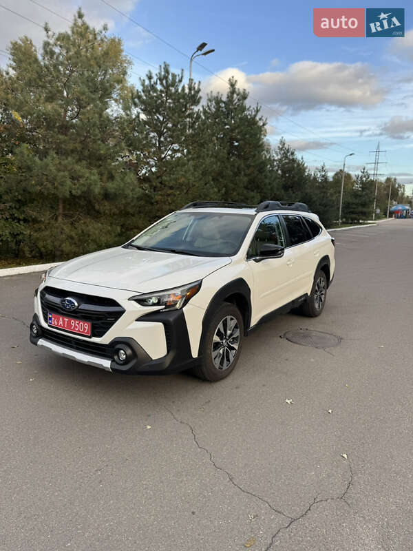 Универсал Subaru Outback 2023 в Киеве