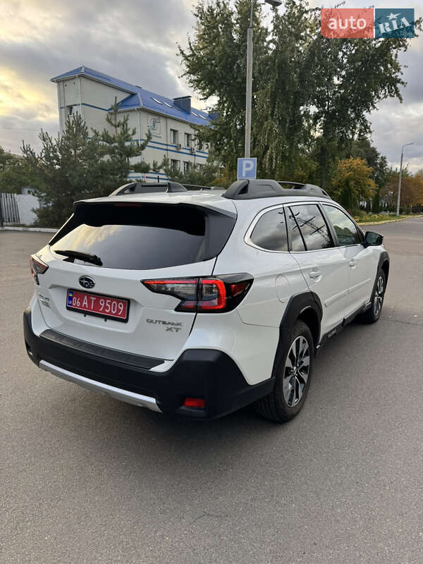 Универсал Subaru Outback 2023 в Киеве
