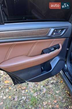 Универсал Subaru Outback 2017 в 