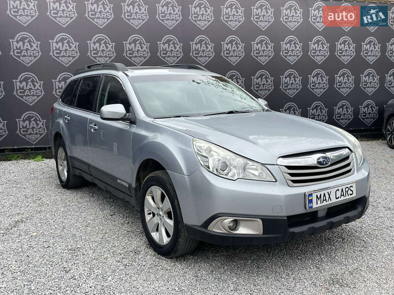 Универсал Subaru Outback 2012 в 