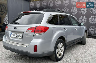 Универсал Subaru Outback 2012 в 