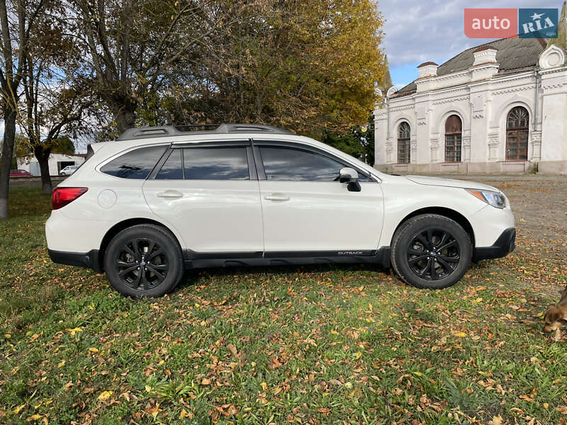 Універсал Subaru Outback 2015 в Новоселиці