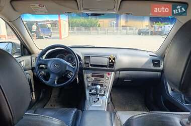 Универсал Subaru Outback 2005 в  фото 12 Универсал Subaru Outback 2005 в