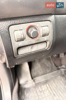 Универсал Subaru Outback 2006 в  фото 25 Универсал Subaru Outback 2006 в