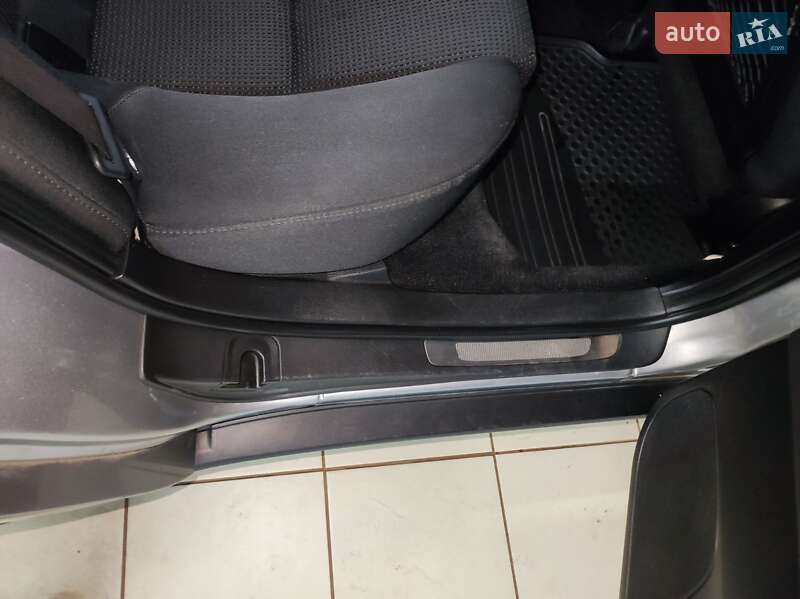 Универсал Subaru Outback 2008 в Хороле фото 31 Универсал Subaru Outback 2008 в Хороле
