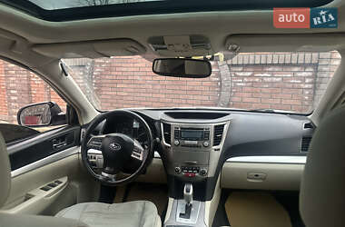 Универсал Subaru Outback 2012 в 