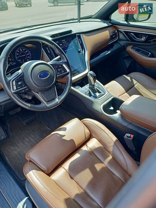 Внедорожник / Кроссовер Subaru Outback 2021 в Днепре