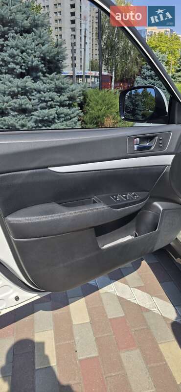 Универсал Subaru Outback 2014 в Днепре фото 52 Универсал Subaru Outback 2014 в Днепре