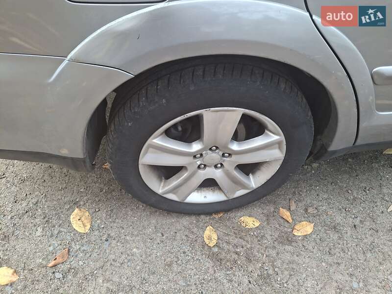 Универсал Subaru Outback 2008 в Смеле