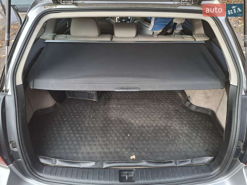 Универсал Subaru Outback 2008 в Смеле