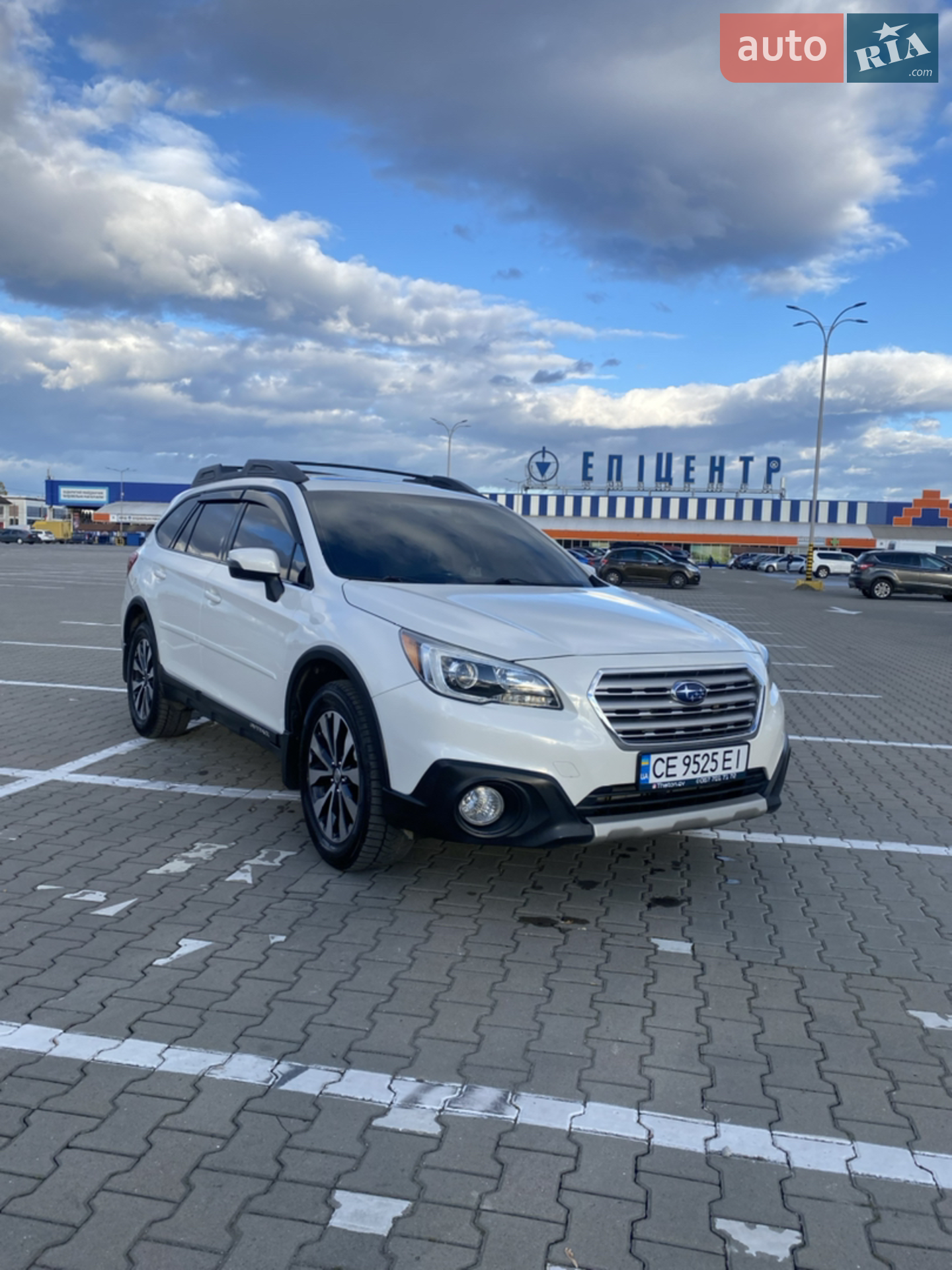 2015 Subaru Outback - мініатюра 3