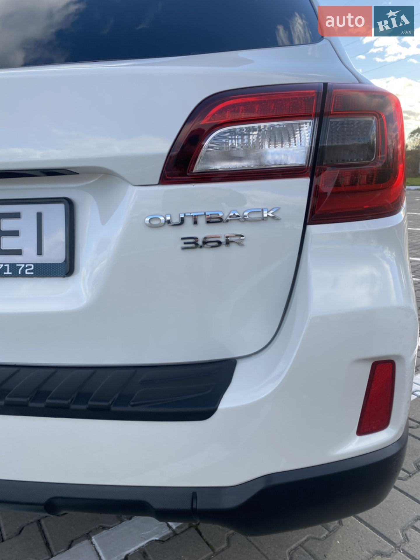 2015 Subaru Outback - мініатюра 13