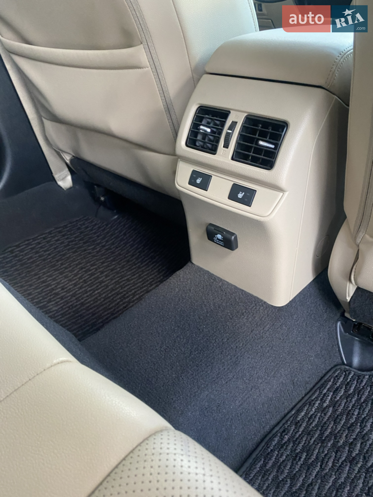 2015 Subaru Outback - мініатюра 18