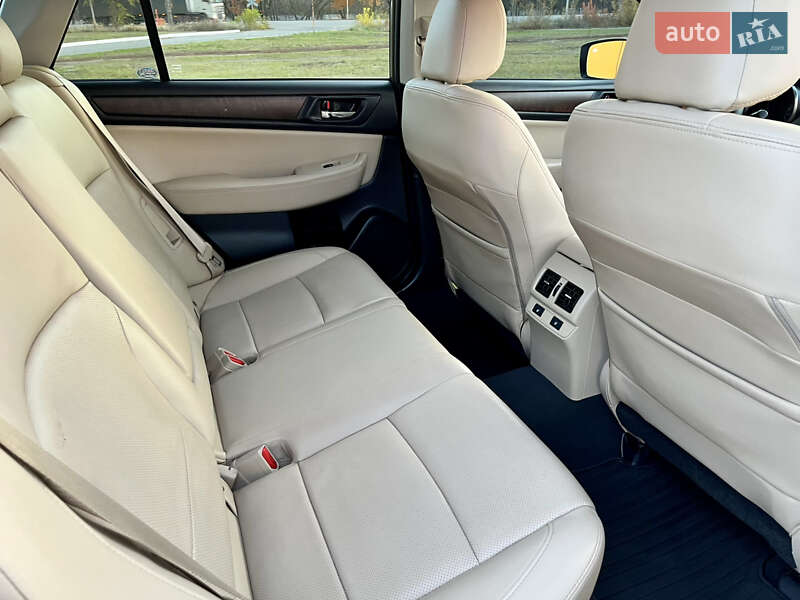Универсал Subaru Outback 2016 в Днепре