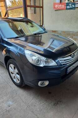 Універсал Subaru Outback 2010 в Одесі