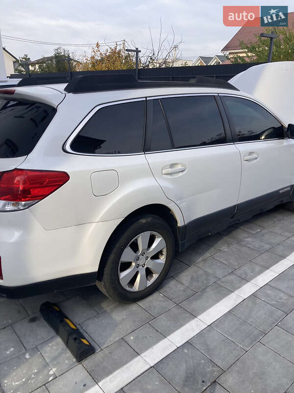 Универсал Subaru Outback 2010 в Киеве фото 4 Универсал Subaru Outback 2010 в Киеве