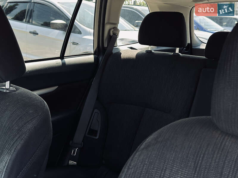 Универсал Subaru Outback 2012 в Кременчуге