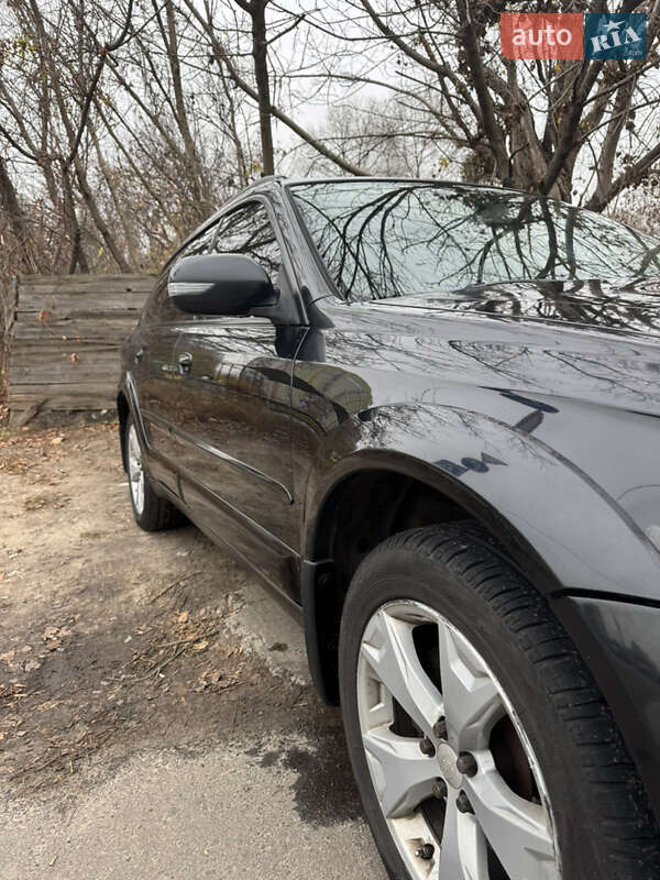 Универсал Subaru Outback 2008 в Киеве
