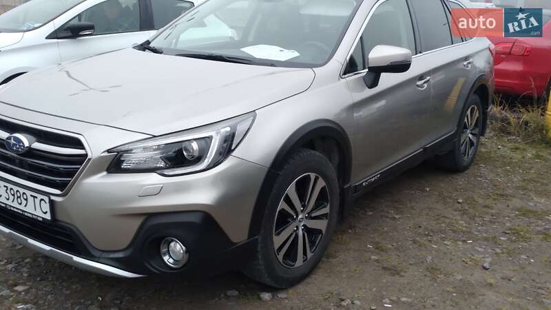 Универсал Subaru Outback 2018 в Львове фото Универсал Subaru Outback 2018 в Львове