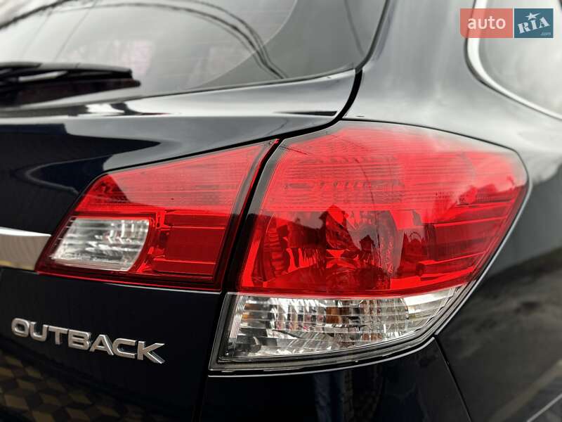 Універсал Subaru Outback 2013 в Києві