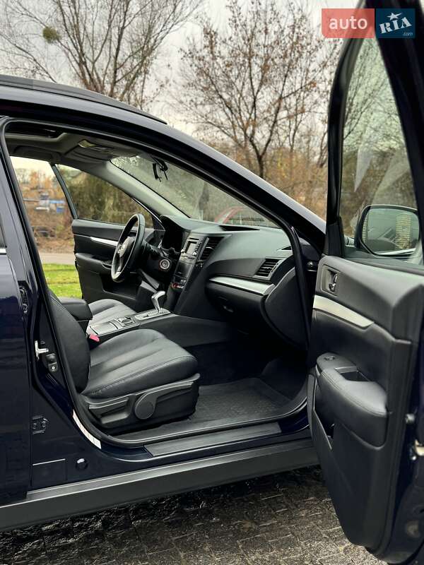 Універсал Subaru Outback 2013 в Києві