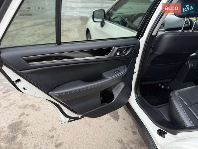 Універсал Subaru Outback 2017 в Дубні