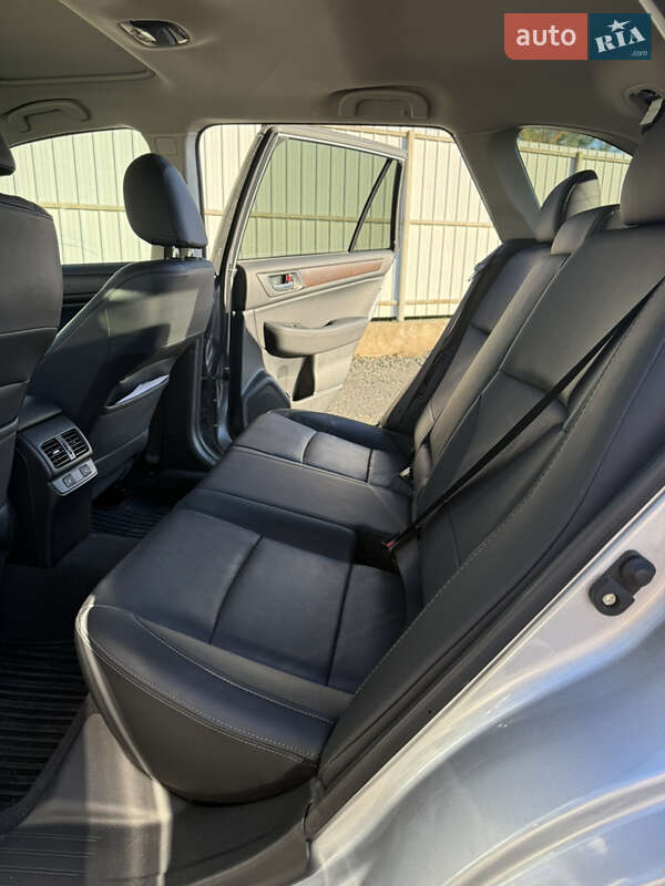 Универсал Subaru Outback 2017 в Луцке
