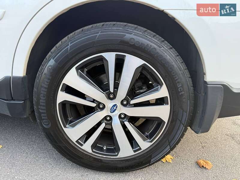 Универсал Subaru Outback 2018 в Днепре