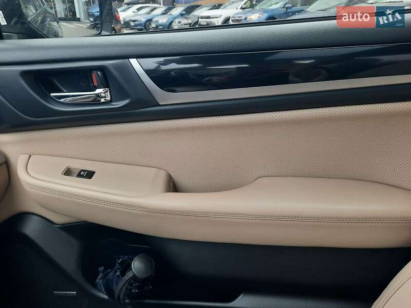 Универсал Subaru Outback 2015 в Киеве