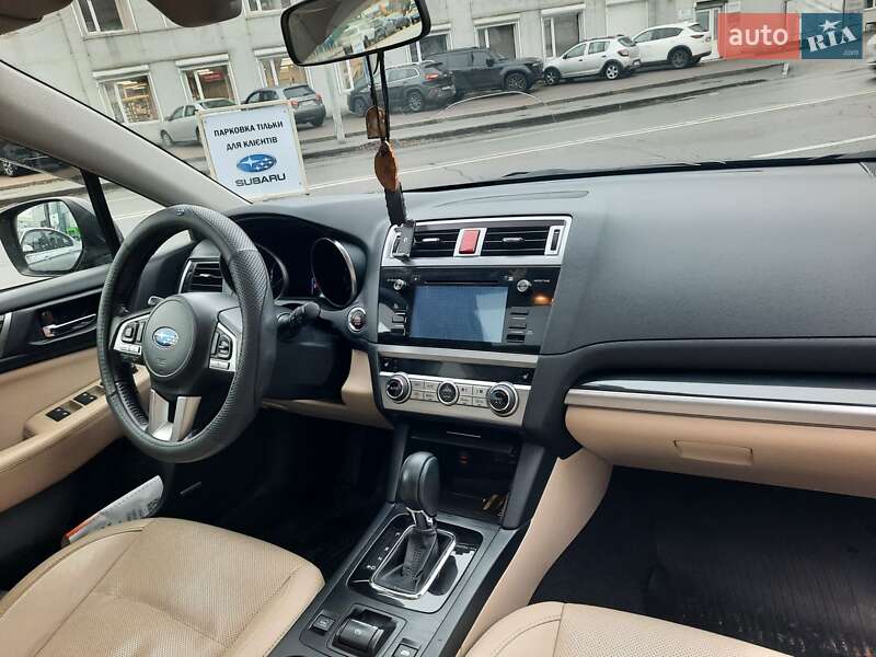 Универсал Subaru Outback 2015 в Киеве