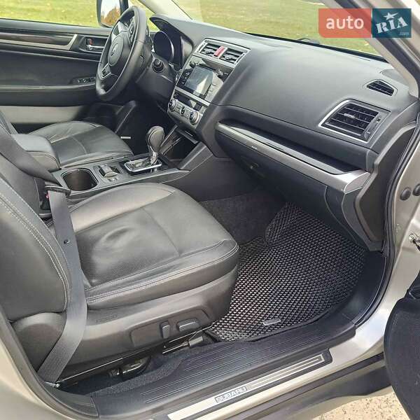 Универсал Subaru Outback 2015 в Нетешине