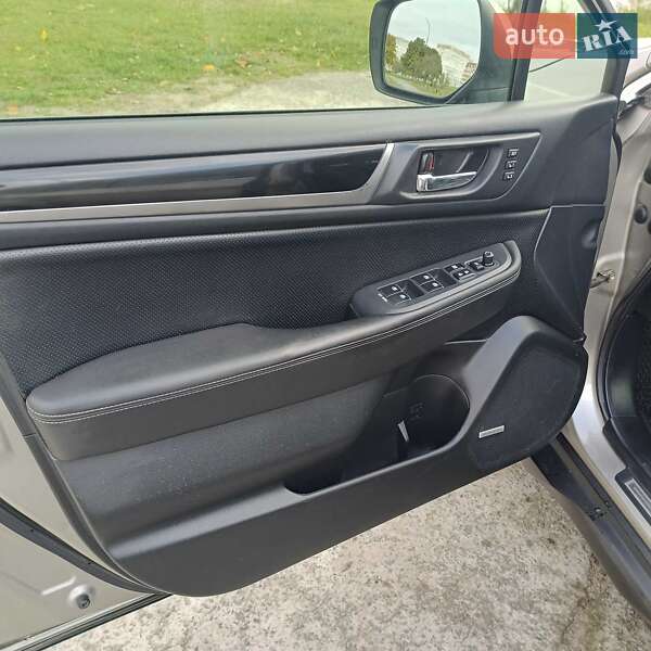 Универсал Subaru Outback 2015 в Нетешине