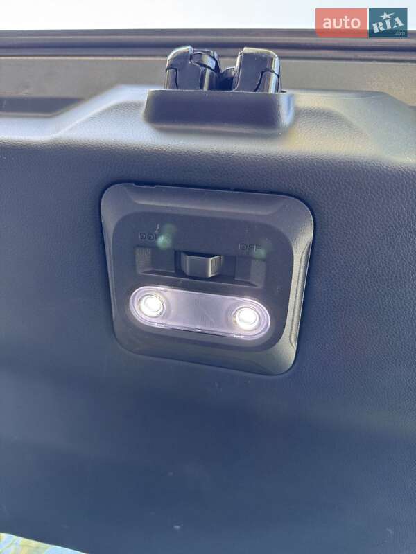 Универсал Subaru Outback 2023 в Киеве фото 24 Универсал Subaru Outback 2023 в Киеве