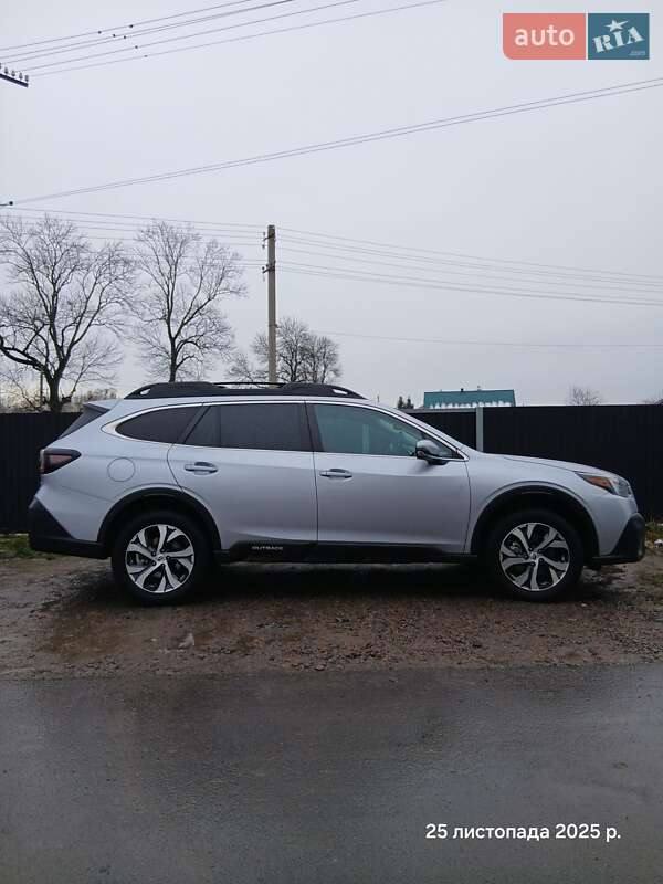Внедорожник / Кроссовер Subaru Outback 2022 в Буске