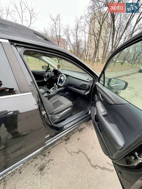 Универсал Subaru Outback 2021 в Киеве