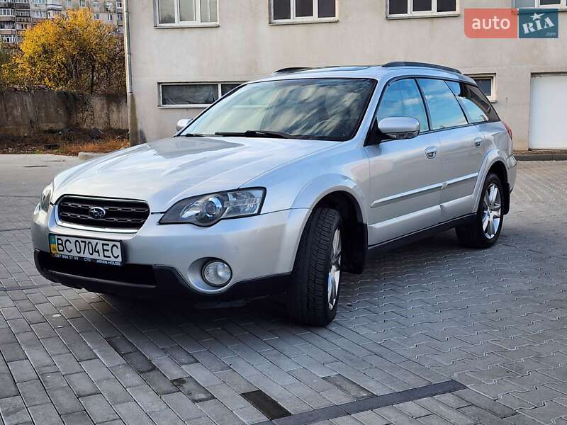 Універсал Subaru Outback 2004 в Новояворівську