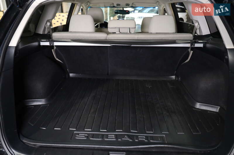 Універсал Subaru Outback 2012 в Луцьку