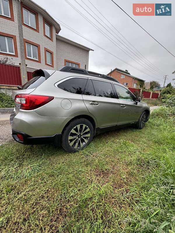 Subaru Outback 2016
