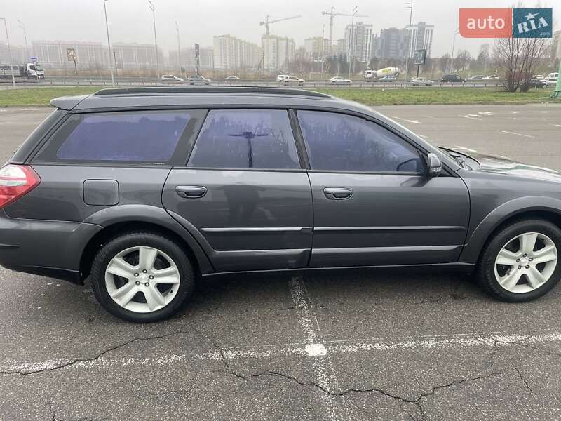Універсал Subaru Outback 2007 в Києві