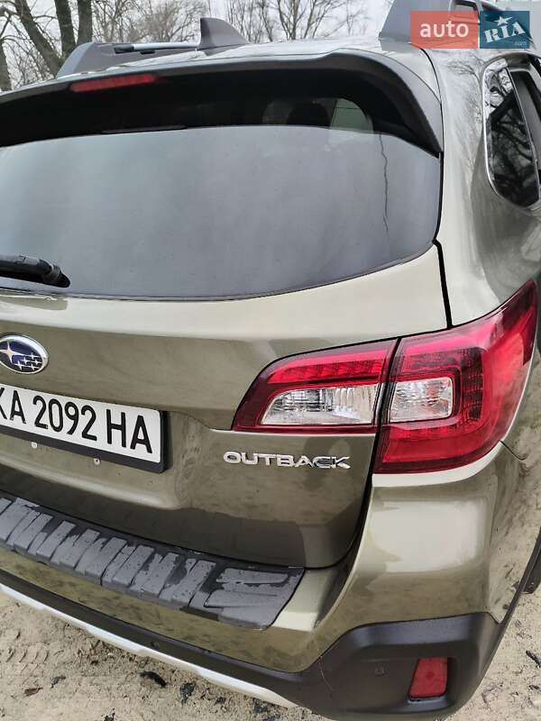 Универсал Subaru Outback 2017 в Киеве фото 11 Универсал Subaru Outback 2017 в Киеве