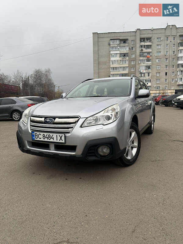 Subaru Outback 2013