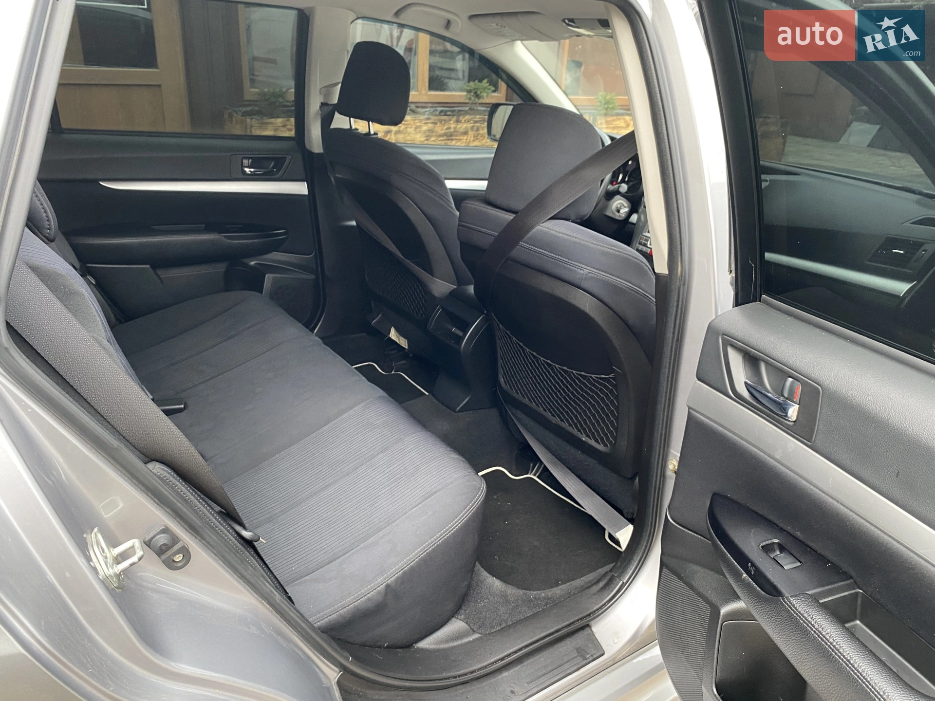 2010 Subaru Outback - мініатюра 6