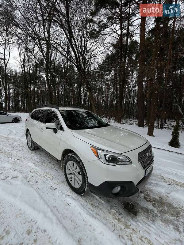 Универсал Subaru Outback 2015 в Львове