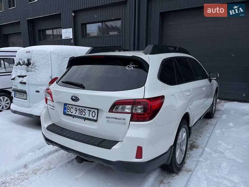 Универсал Subaru Outback 2015 в Львове