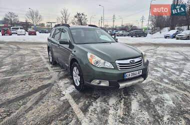 Универсал Subaru Outback 2010 в Киеве