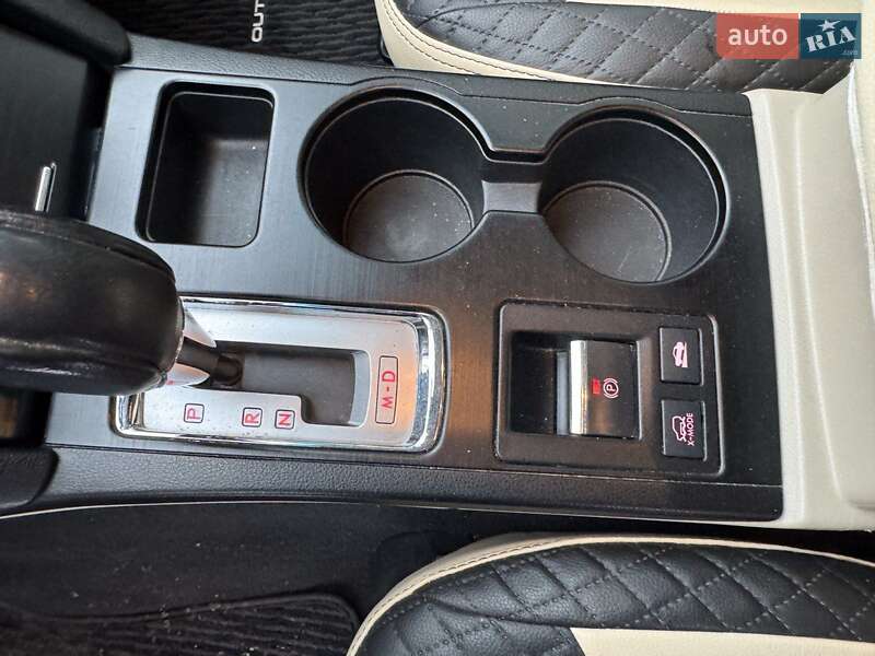 Універсал Subaru Outback 2017 в Дніпрі