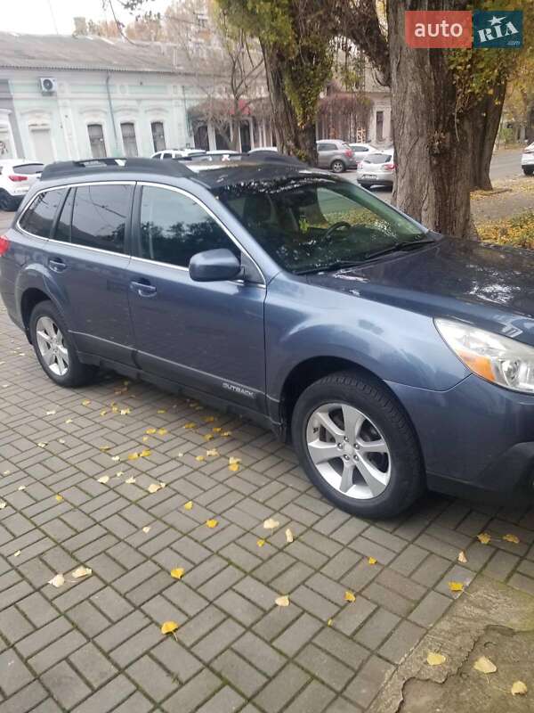 Универсал Subaru Outback 2013 в Николаеве