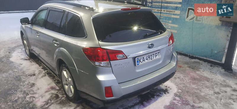 Универсал Subaru Outback 2013 в Павлограде